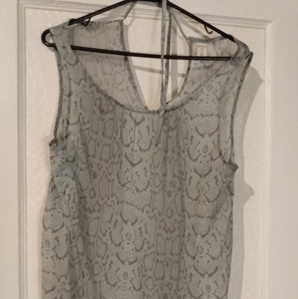 Old Navy women's tank top snakeskin design